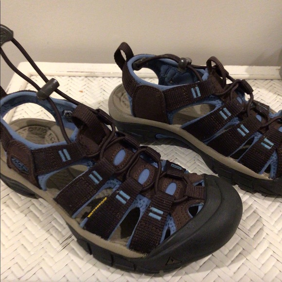 clearance keen sandals